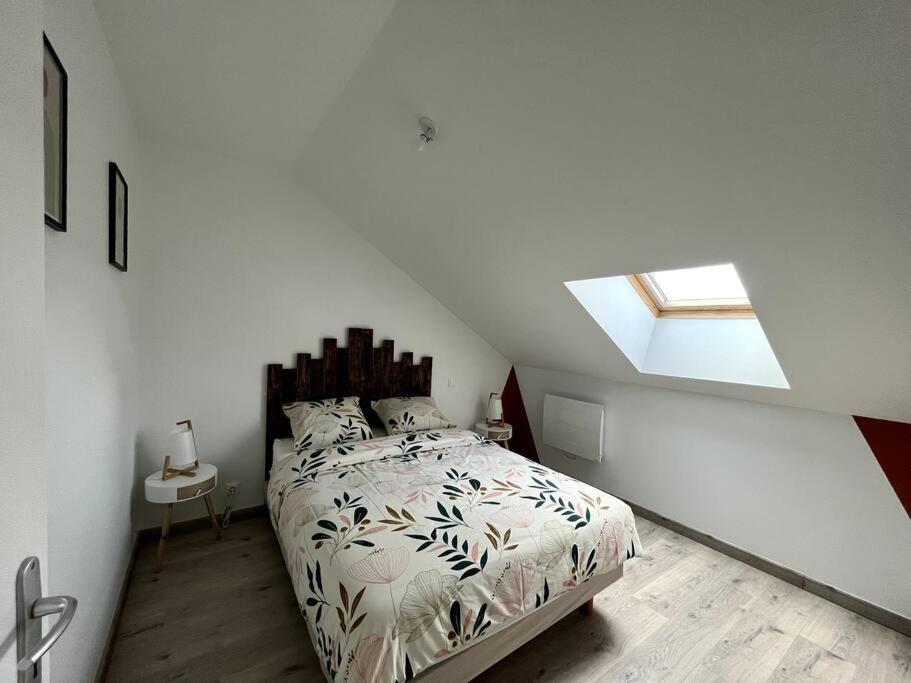 Le Duplex Tout Confort Bressuire Exteriör bild
