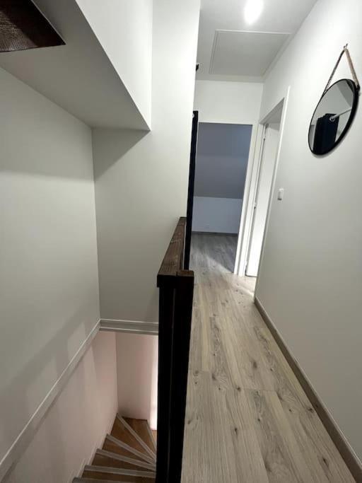 Le Duplex Tout Confort Bressuire Exteriör bild